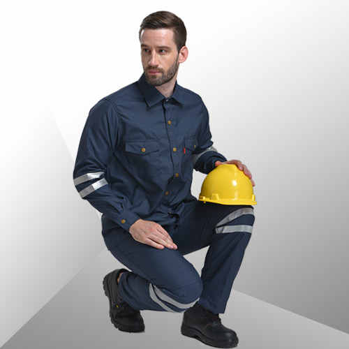  阻燃服的等（děng）級和對麵料的性能要求