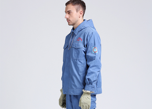 帶電（diàn）作業屏蔽（bì）服的技術要求