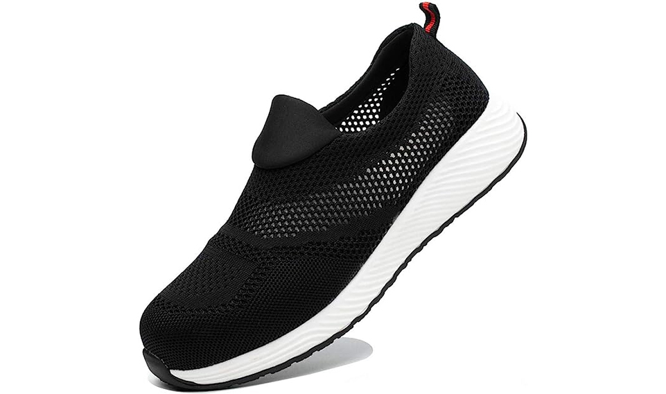 在夏天，穿著安全鞋需要注意哪些方麵