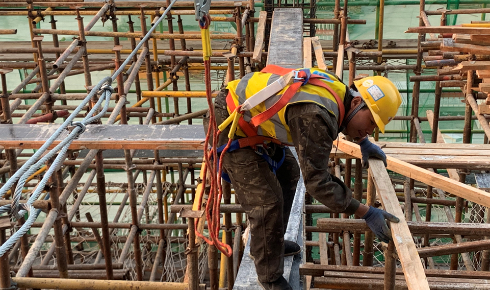 如何區分墜落懸掛安（ān）全帶和區域限製安全（quán）帶